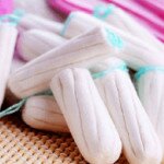 Se você é mulher, precisa saber: absorvente interno oferece riscos e pode até matar