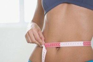 Saiba como diminuir a barriga com massagem em casa