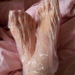 Acabe com rachaduras e deixe seus pés mais macios