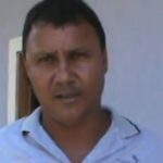 Este pastor recolhe o dízimo dos seus fiéis. Mas o que ele faz com o dinheiro é bastante polêmico.