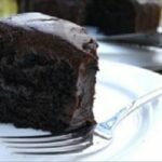 Você vai amar este Bolo de Chocolate: No lugar dos Ovos você utiliza Abacate!