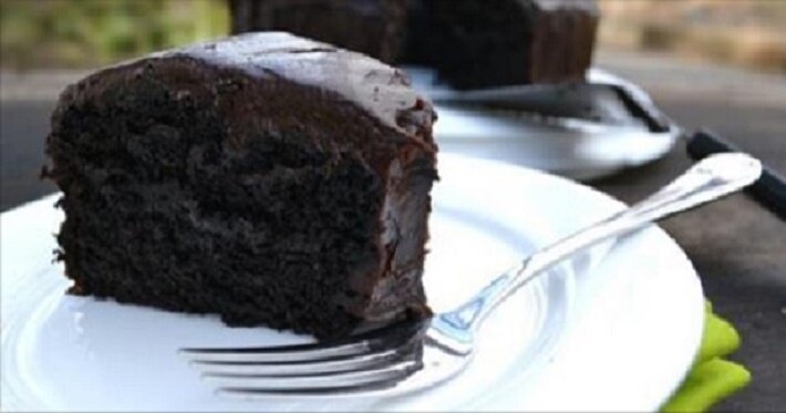 bolo-de-chocolate-com-abacate