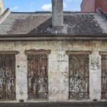 O exterior desta casa engana qualquer um. O seu interior é fora de série